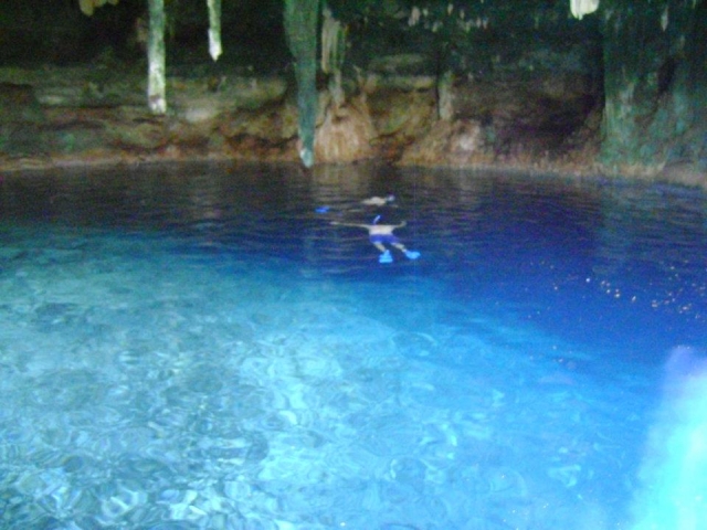 En el cenote